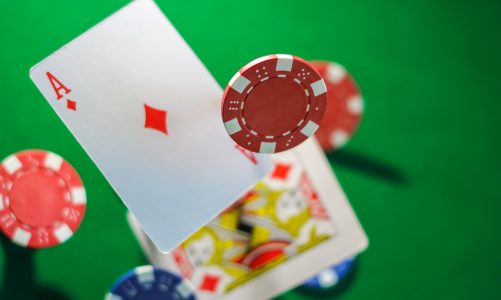 Can you play Texas Hold’em online?